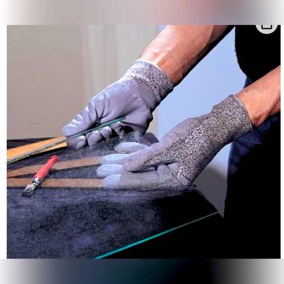 2 pairs Gloves coated with polyurethane on palm and finger on support. New - Picture 1 of 3